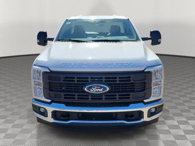 new 2025 Ford F-250 car, priced at $58,378