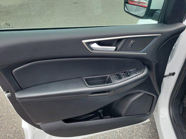 used 2024 Ford Edge car, priced at $24,400