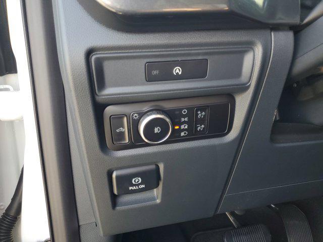 new 2025 Ford F-150 car, priced at $42,894