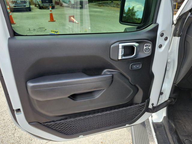 used 2022 Jeep Wrangler Unlimited car, priced at $37,900