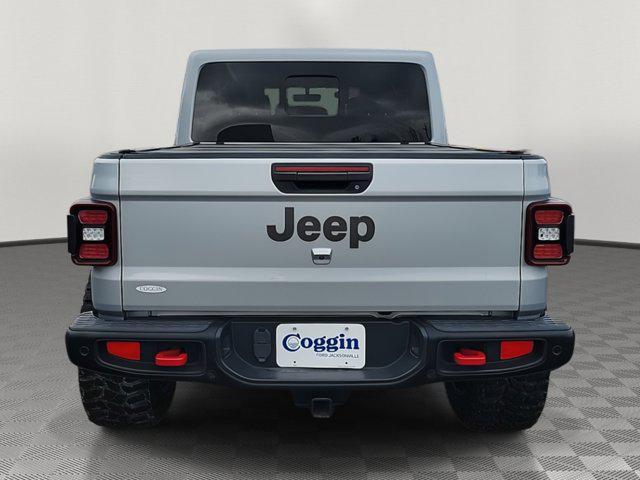 used 2022 Jeep Gladiator car, priced at $40,214