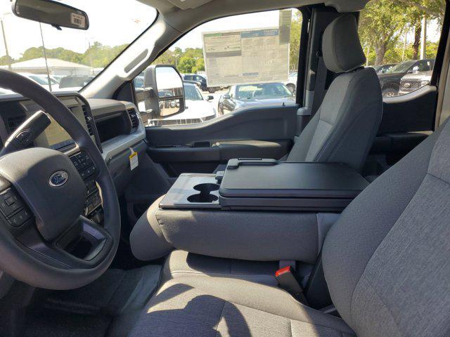 new 2025 Ford F-250 car, priced at $62,220