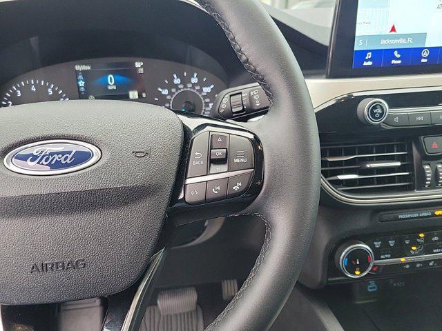 used 2022 Ford Escape car, priced at $25,200