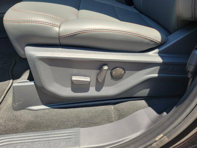 new 2025 Ford Expedition Max car, priced at $69,573