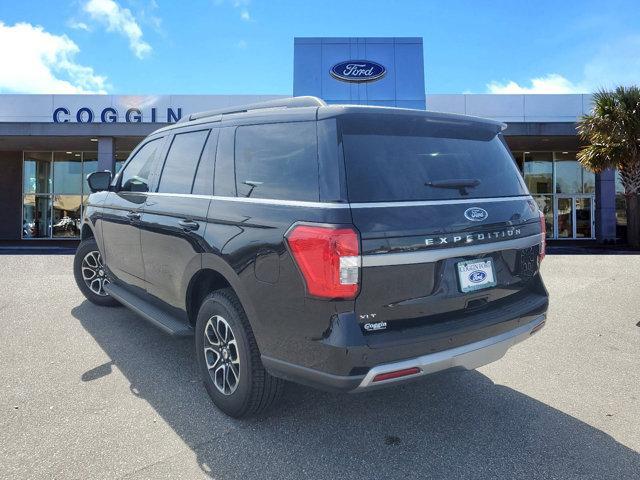 new 2024 Ford Expedition car, priced at $65,389