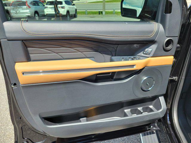 used 2023 Ford Expedition car, priced at $55,604
