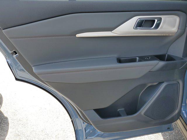 new 2025 Ford Explorer car, priced at $39,024