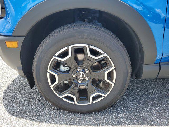 new 2025 Ford Bronco Sport car, priced at $36,172