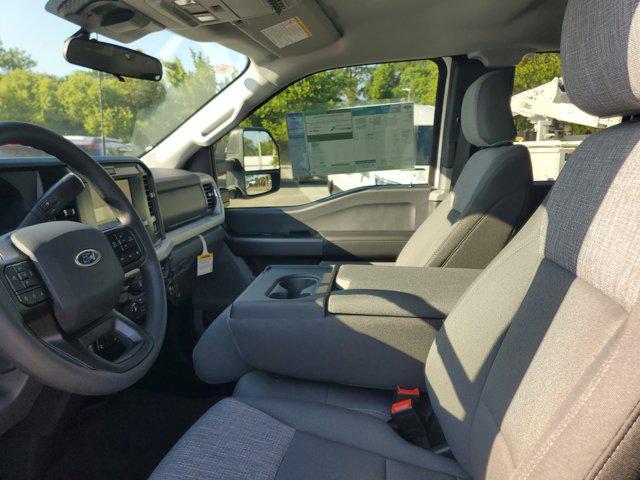 new 2025 Ford F-350 car, priced at $58,004