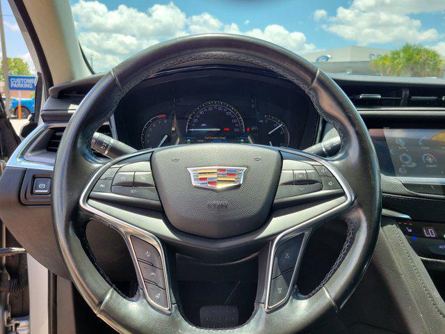 used 2019 Cadillac XT5 car, priced at $15,500