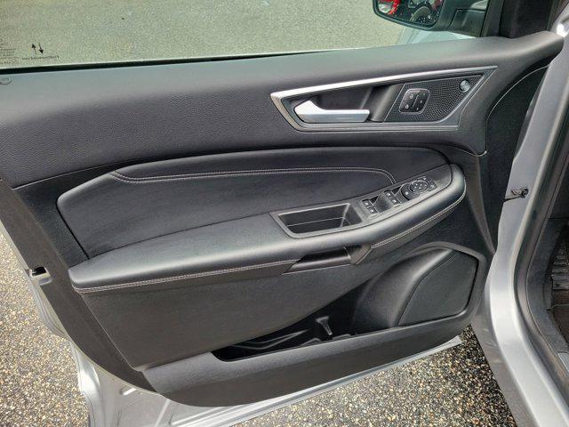 used 2022 Ford Edge car, priced at $24,600