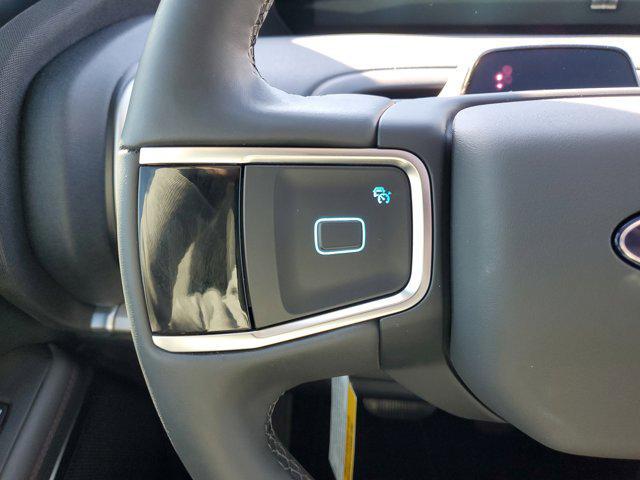 new 2025 Ford Expedition car, priced at $68,004