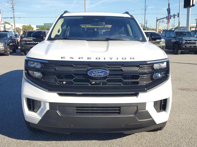 new 2025 Ford Expedition car, priced at $68,004