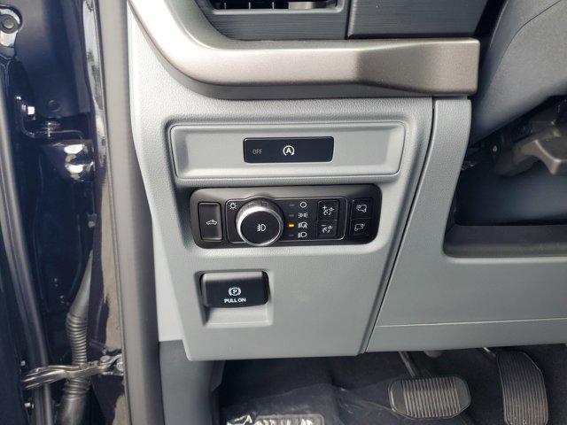 new 2025 Ford F-150 car, priced at $58,278