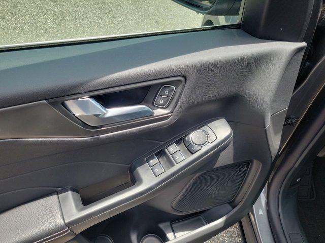 new 2025 Ford Escape PHEV car, priced at $36,094