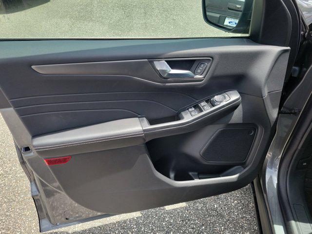 new 2025 Ford Escape PHEV car, priced at $36,094