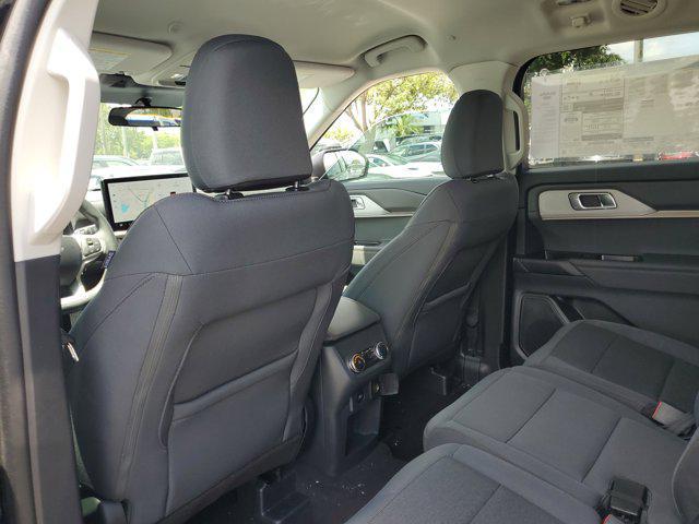 new 2025 Ford Explorer car, priced at $39,234