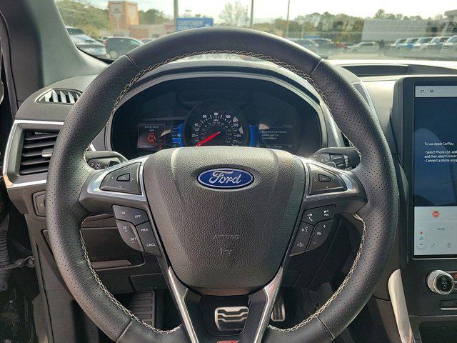 used 2023 Ford Edge car, priced at $33,300