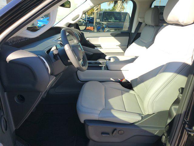 new 2025 Ford Expedition car, priced at $71,844