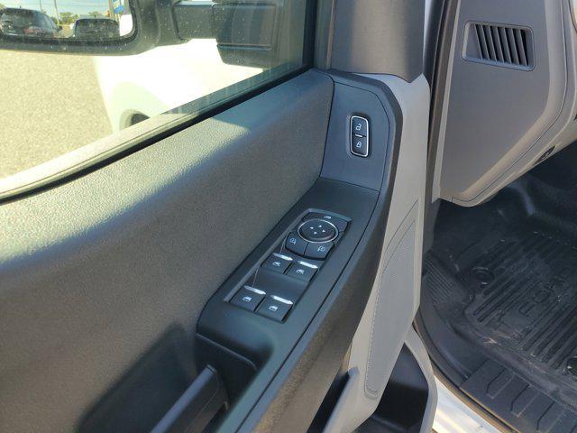 new 2025 Ford F-250 car, priced at $57,053