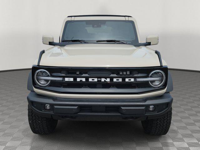 new 2025 Ford Bronco car, priced at $60,026