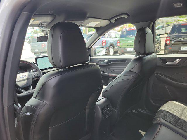 new 2025 Ford Escape car, priced at $33,030