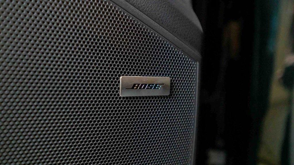 new 2025 Porsche Cayenne car, priced at $113,665