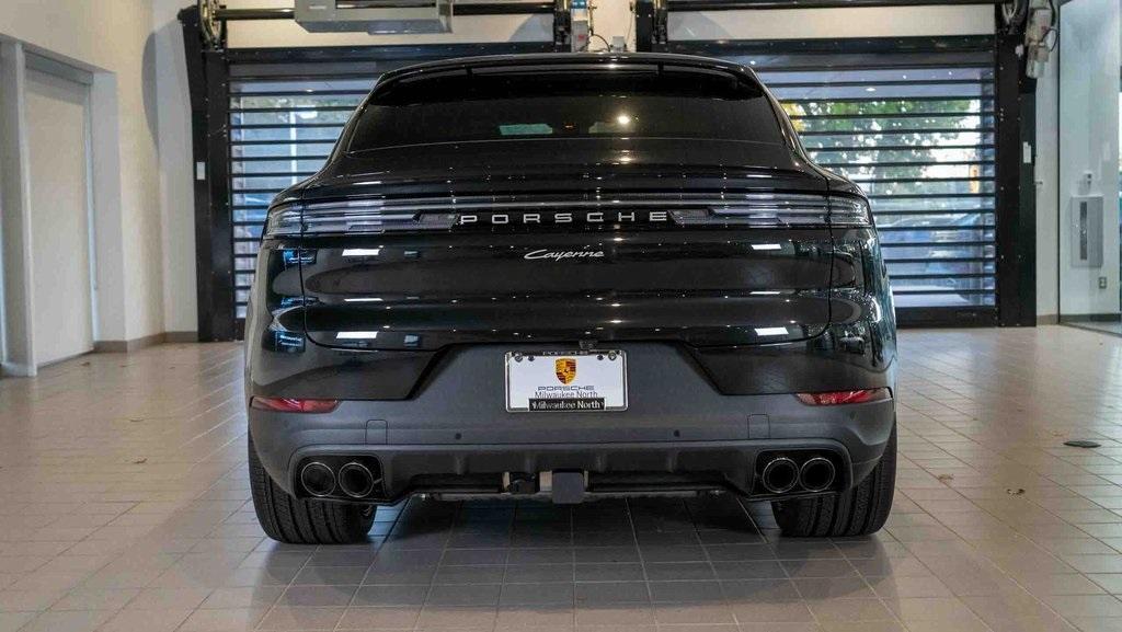 new 2025 Porsche Cayenne car, priced at $113,665