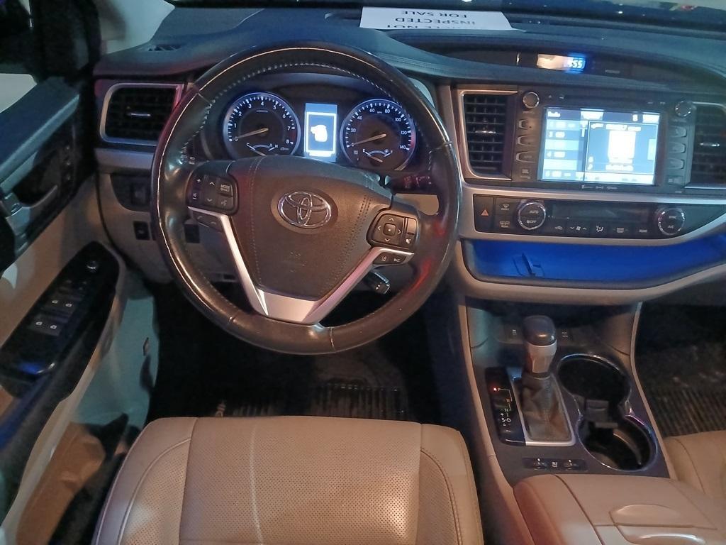 used 2017 Toyota Highlander car, priced at $28,988