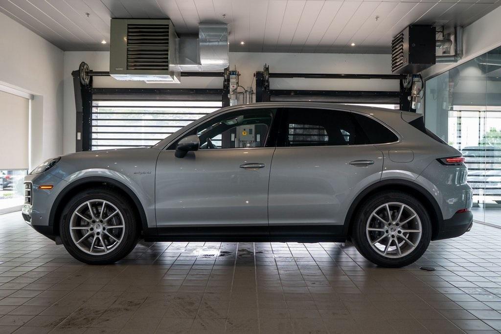 new 2025 Porsche Cayenne car, priced at $118,425