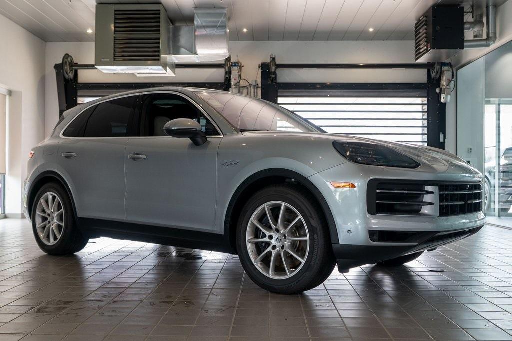new 2025 Porsche Cayenne car, priced at $118,425