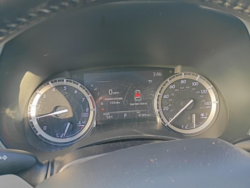 used 2022 Toyota Highlander car, priced at $27,910