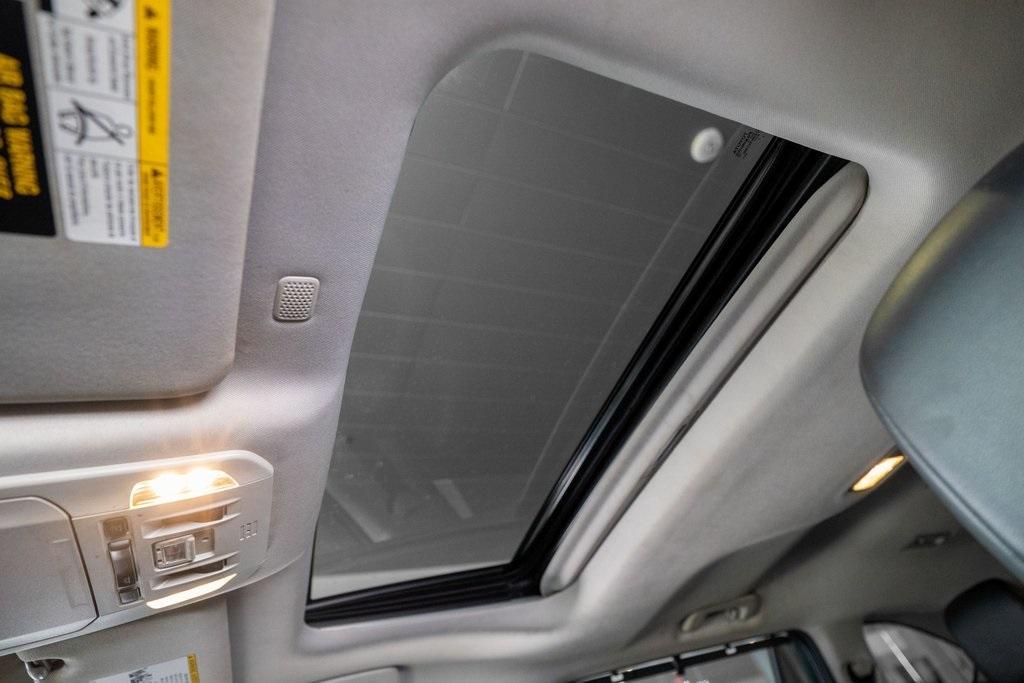 used 2022 Toyota Highlander car, priced at $36,994