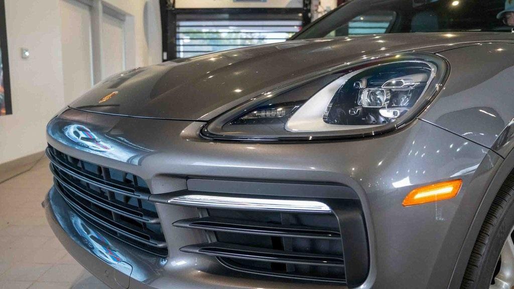 used 2021 Porsche Cayenne car, priced at $53,899