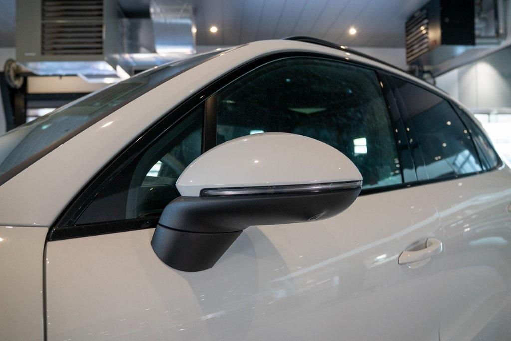 new 2025 Porsche Cayenne car, priced at $108,955