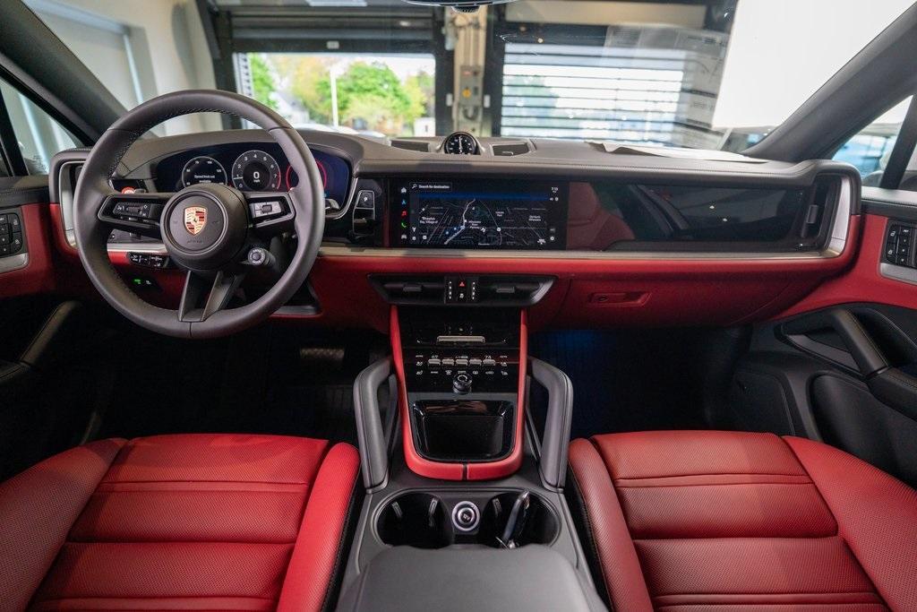 new 2025 Porsche Cayenne car, priced at $107,775