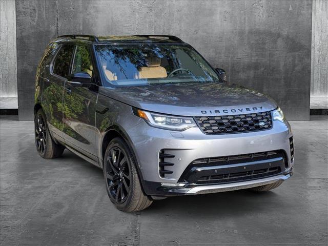 new 2025 Land Rover Discovery car, priced at $77,593