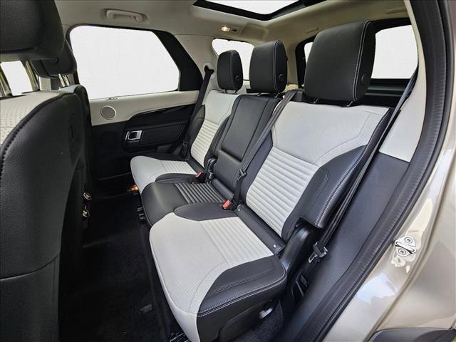 new 2025 Land Rover Discovery car, priced at $66,100
