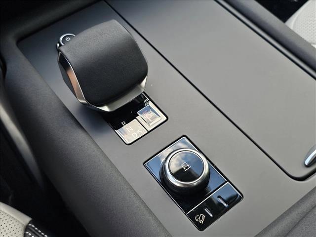 new 2025 Land Rover Discovery car, priced at $66,100