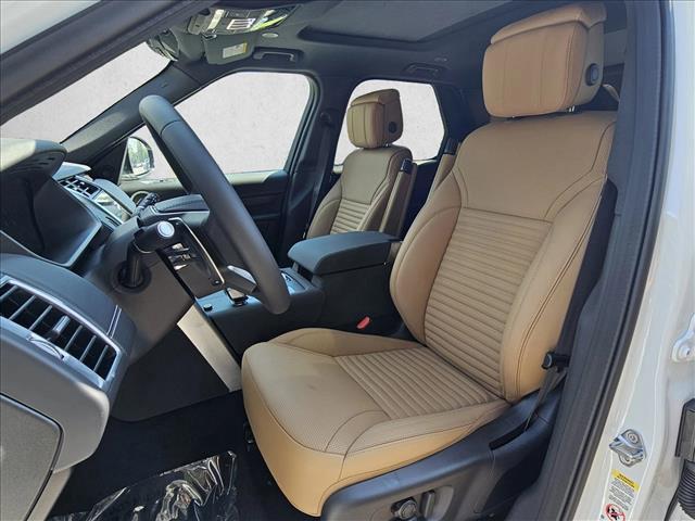 new 2025 Land Rover Discovery car, priced at $81,343