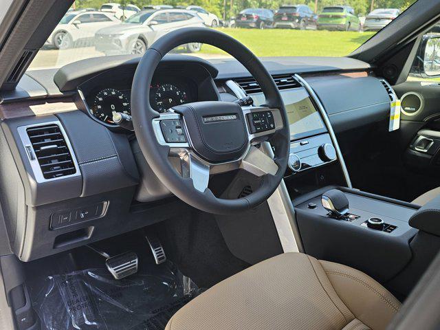 new 2025 Land Rover Discovery car, priced at $81,343