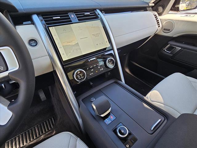 new 2025 Land Rover Discovery car, priced at $66,068