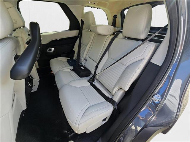 new 2025 Land Rover Discovery car, priced at $66,068