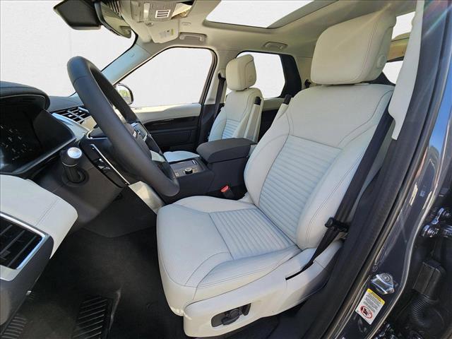 new 2025 Land Rover Discovery car, priced at $66,068