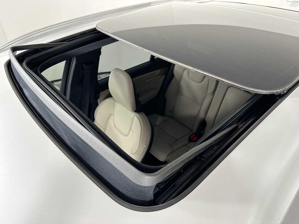 new 2026 Volvo XC90 car, priced at $71,825