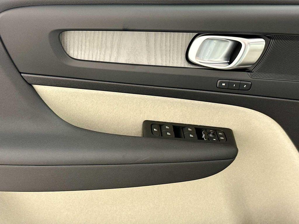 new 2026 Volvo XC40 car, priced at $50,150