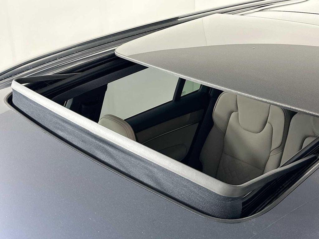 new 2026 Volvo XC90 car, priced at $67,235