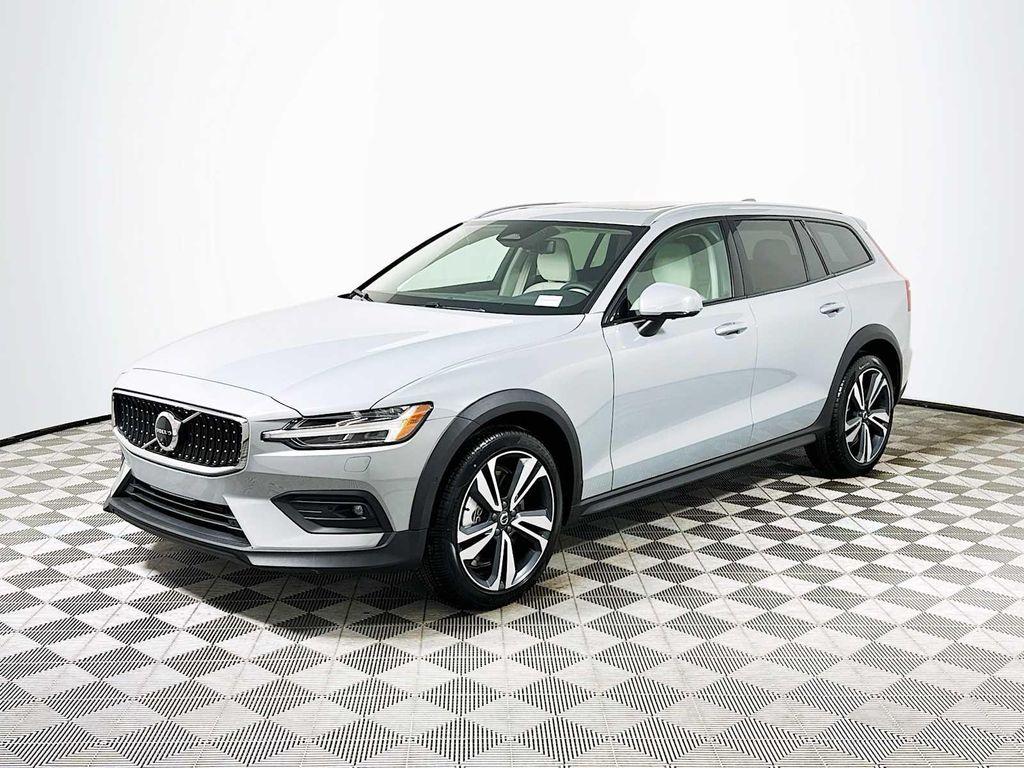 new 2026 Volvo V60 Cross Country car, priced at $58,365