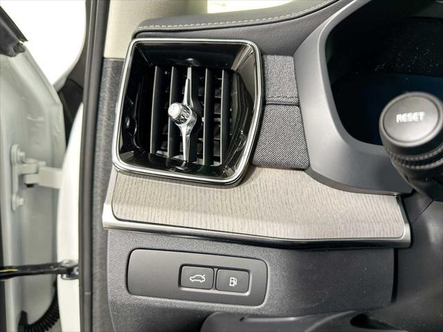 new 2025 Volvo XC90 Plug-In Hybrid car, priced at $82,405