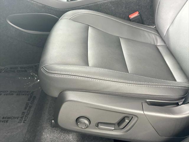 used 2025 Volvo XC40 car, priced at $40,700